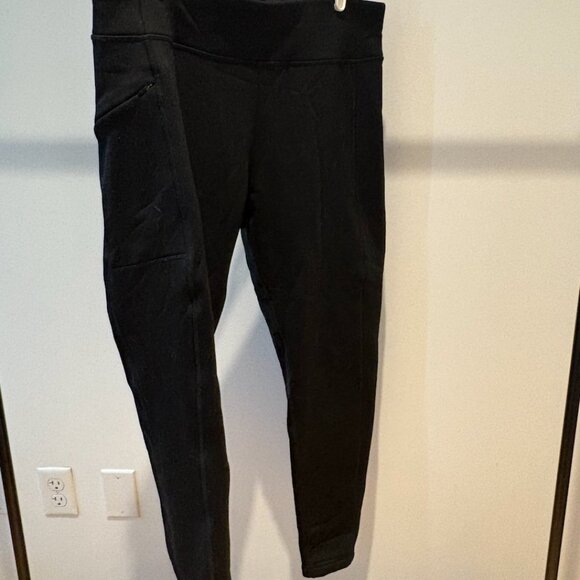 Title Nine Fleece Lined Leggings with a zipper pocket - Picture 2 of 2